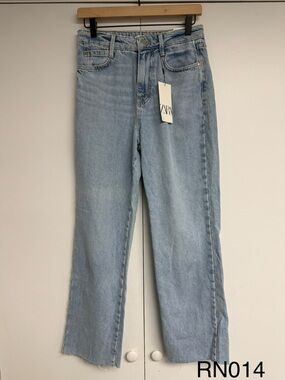 NWT ZARA Z1975 High Rise Straight Leg Ankle Jeans US 4